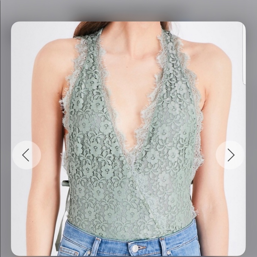 TOPSHOP GREEN LACE BODYSUIT